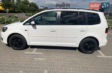 Микровэн Volkswagen Touran 2013 в Житомире