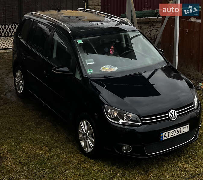 Volkswagen Touran 2011