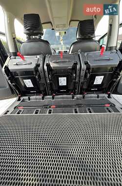Мінівен Volkswagen Touran 2011 в Кореці
