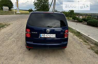 Минивэн Volkswagen Touran 2006 в Ямполе