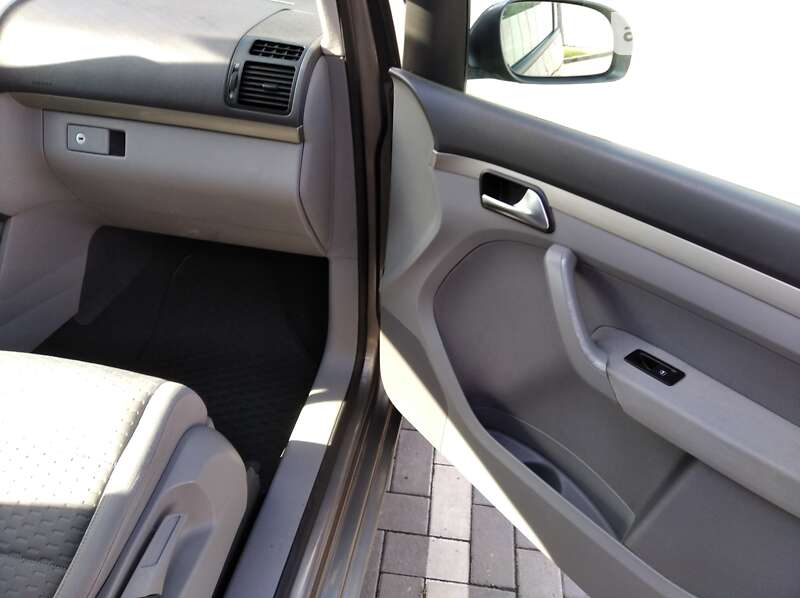 Volkswagen Touran 2007