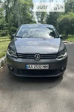 Volkswagen Touran 2012