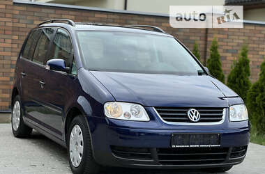 Минивэн Volkswagen Touran 2006 в Виннице