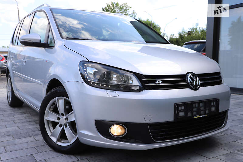 Мінівен Volkswagen Touran 2012 в Дрогобичі