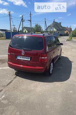 Мінівен Volkswagen Touran 2006 в Шполі