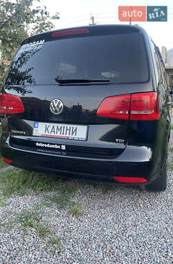 Минивэн Volkswagen Touran 2012 в 