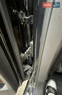 Минивэн Volkswagen Touran 2012 в 