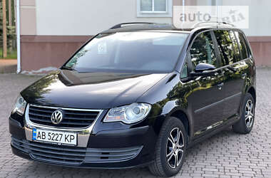 Мінівен Volkswagen Touran 2009 в Вінниці