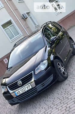 Мінівен Volkswagen Touran 2009 в Вінниці