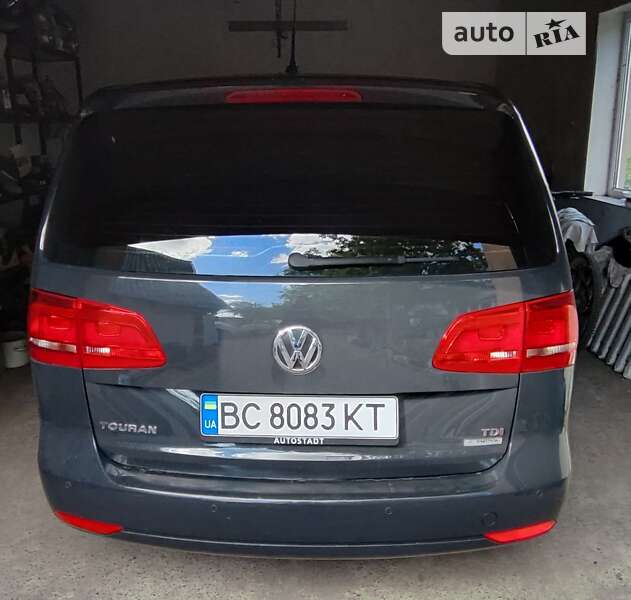 Мінівен Volkswagen Touran 2015 в Буську