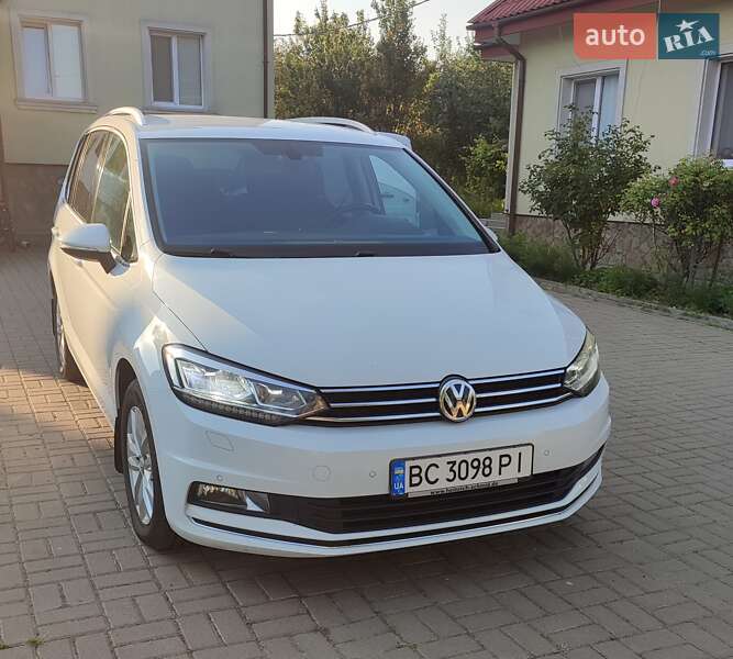 Volkswagen Touran 2016