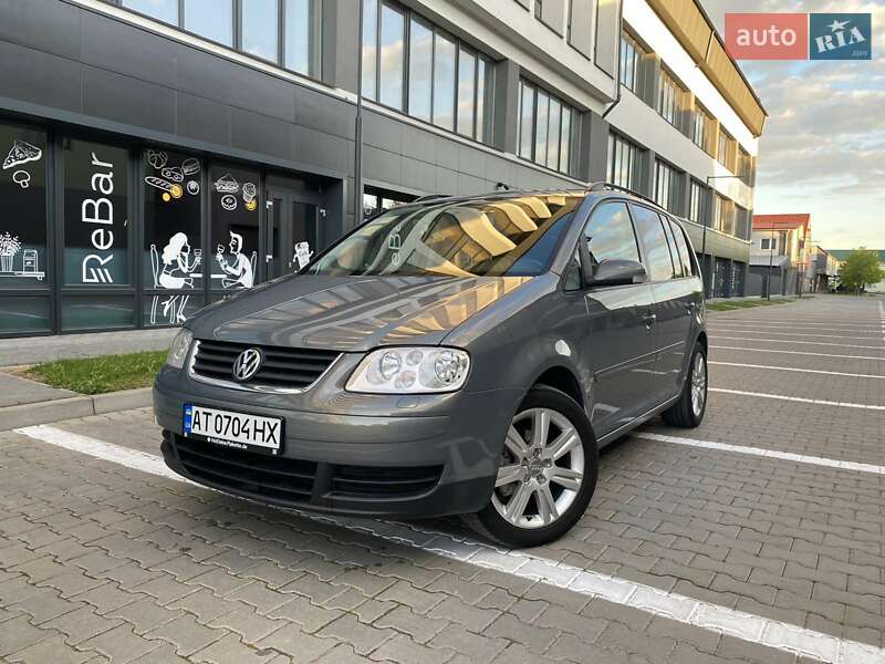 Минивэн Volkswagen Touran 2005 в Ивано-Франковске