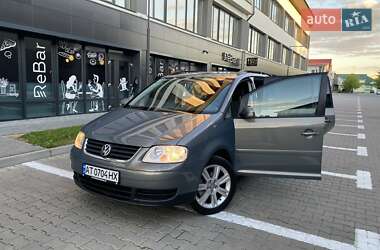 Минивэн Volkswagen Touran 2005 в Ивано-Франковске