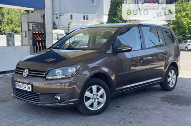 Мінівен Volkswagen Touran 2010 в Одесі