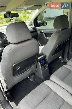 Мінівен Volkswagen Touran 2007 в 