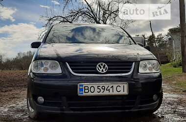 Мінівен Volkswagen Touran 2005 в Почаєві