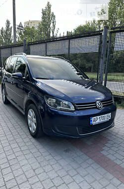 Мінівен Volkswagen Touran 2013 в Запоріжжі