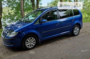 Минивэн Volkswagen Touran 2008 в Жидачове