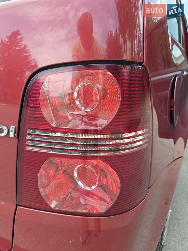 Мінівен Volkswagen Touran 2008 в Нетішині