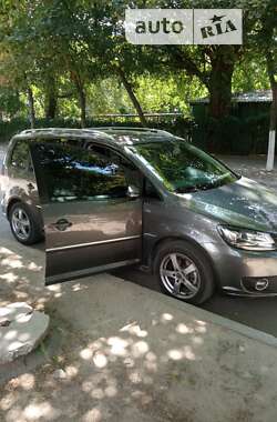 Минивэн Volkswagen Touran 2011 в Запорожье