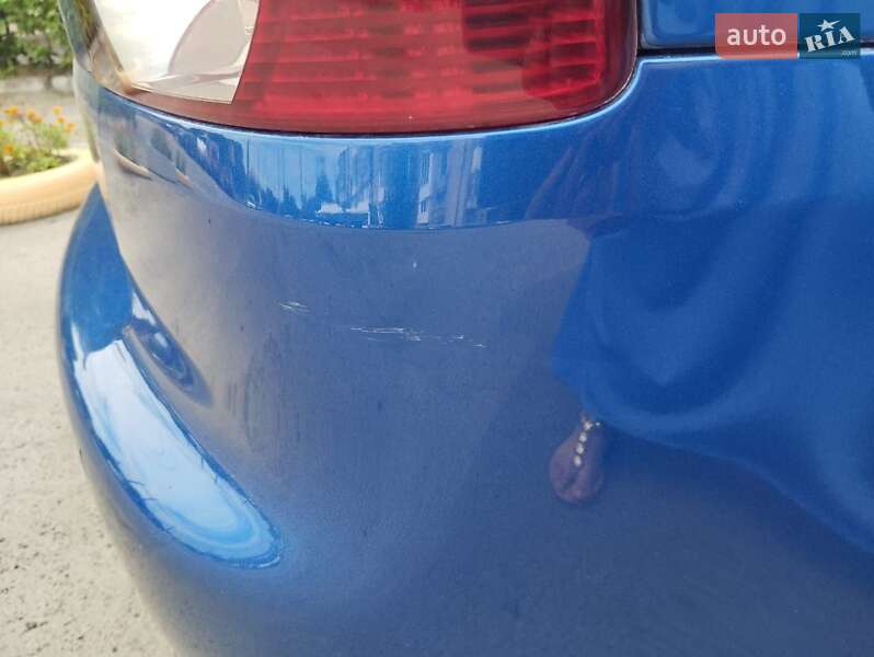 Мінівен Volkswagen Touran 2008 в Луцьку