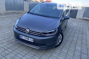 Микровэн Volkswagen Touran 2016 в Стрые