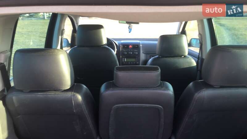 Минивэн Volkswagen Touran 2004 в Одессе