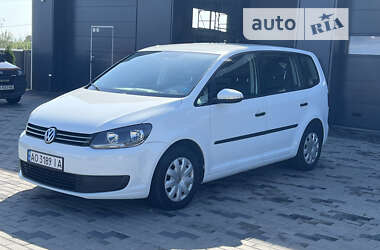 Микровэн Volkswagen Touran 2015 в Хусте