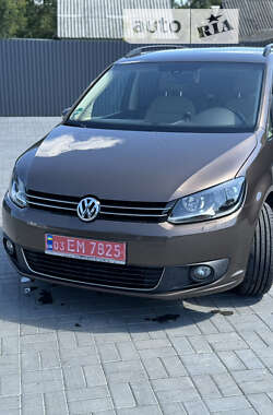 Минивэн Volkswagen Touran 2012 в Ровно