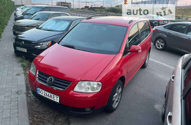 Минивэн Volkswagen Touran 2006 в Киеве