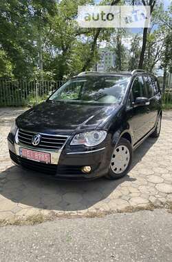 Минивэн Volkswagen Touran 2007 в Харькове