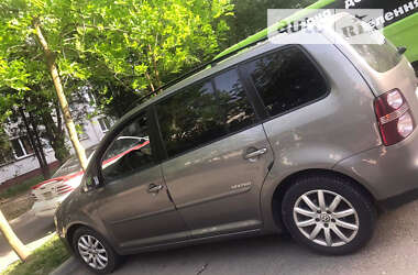 Мінівен Volkswagen Touran 2008 в Хмельницькому