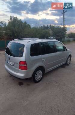 Мінівен Volkswagen Touran 2003 в Бару