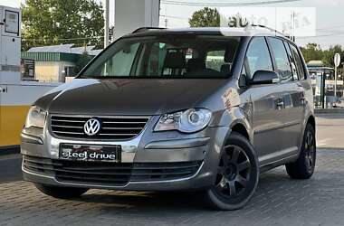 Мінівен Volkswagen Touran 2008 в Миколаєві