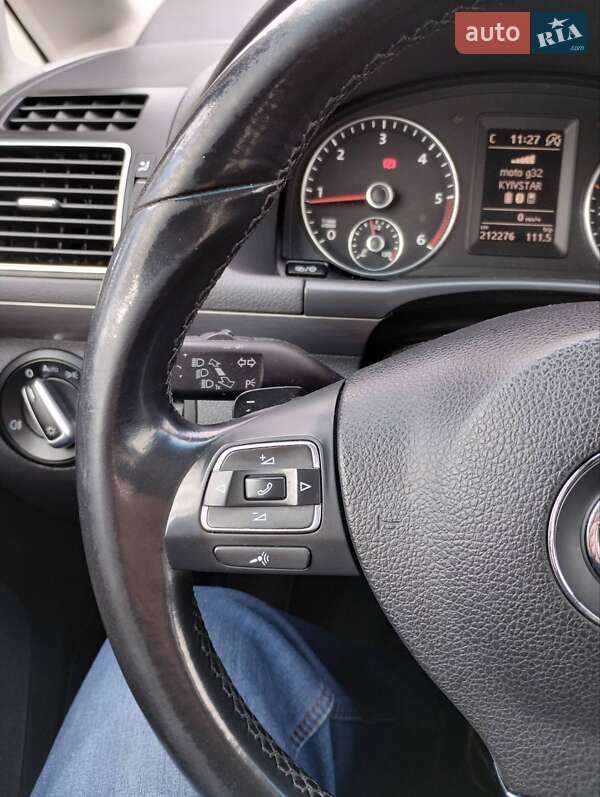 Минивэн Volkswagen Touran 2013 в Киеве