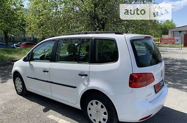 Минивэн Volkswagen Touran 2013 в Киеве