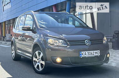 Мінівен Volkswagen Touran 2010 в Києві