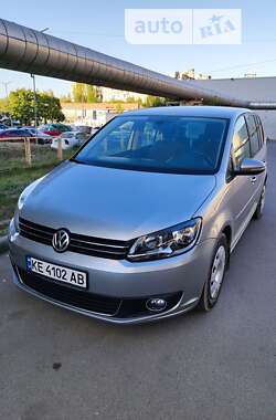 Минивэн Volkswagen Touran 2011 в Днепре