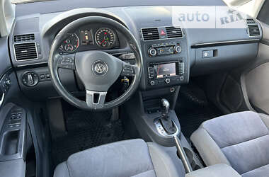 Мінівен Volkswagen Touran 2011 в Рівному