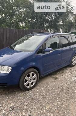 Мінівен Volkswagen Touran 2006 в Києві