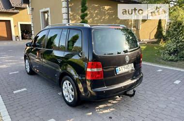 Минивэн Volkswagen Touran 2003 в Косове