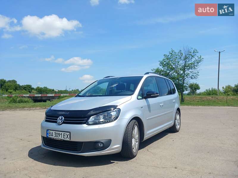 Минивэн Volkswagen Touran 2012 в Кодыме