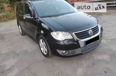 Мінівен Volkswagen Touran 2008 в Житомирі