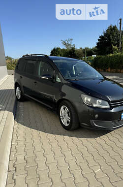 Минивэн Volkswagen Touran 2011 в Киеве