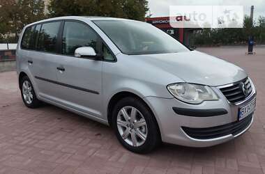 Минивэн Volkswagen Touran 2008 в Ровно