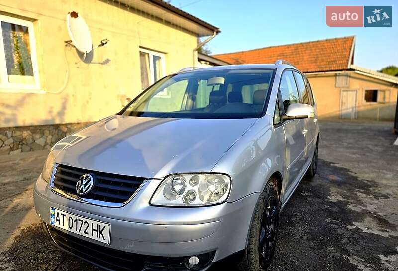 Минивэн Volkswagen Touran 2003 в Коломые