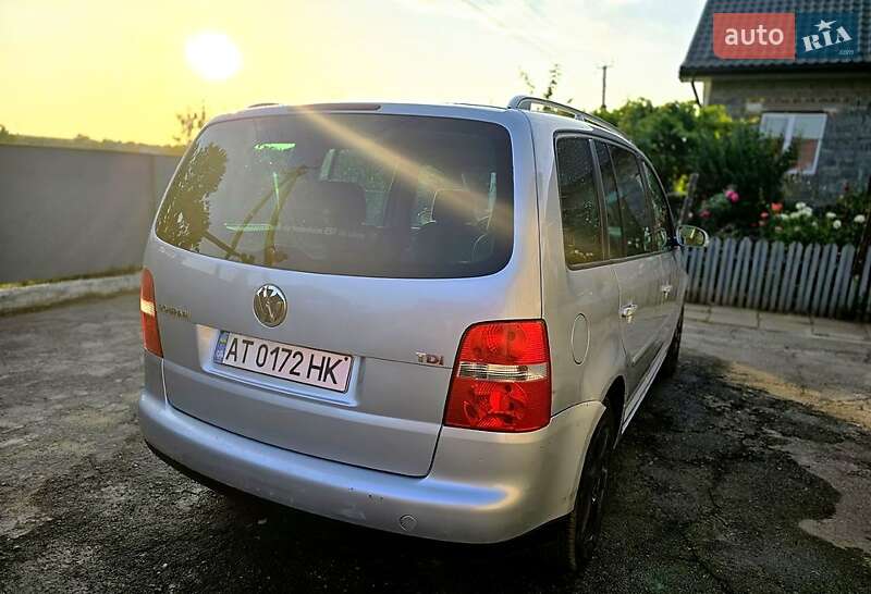 Минивэн Volkswagen Touran 2003 в Коломые
