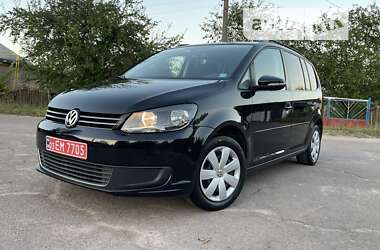 Минивэн Volkswagen Touran 2011 в Коростене