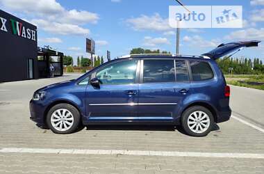 Минивэн Volkswagen Touran 2011 в Черновцах