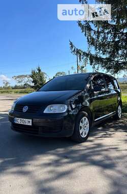 Мінівен Volkswagen Touran 2005 в Старому Самборі